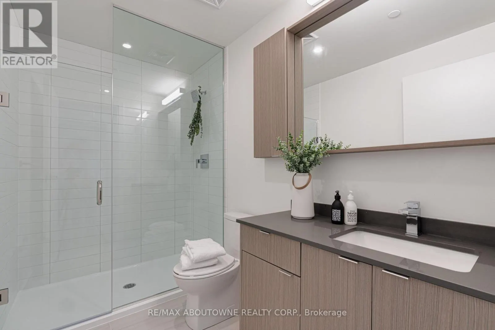 BPH-14 - 133 BRONTE ROAD