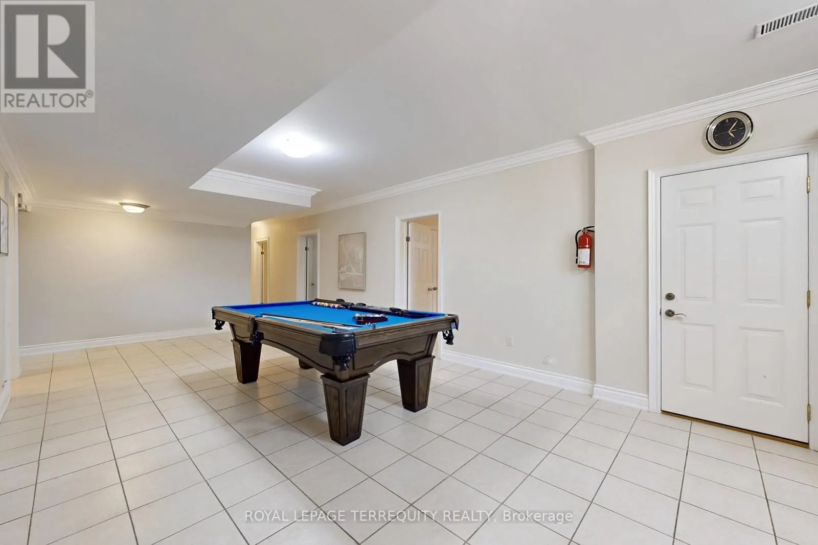 12 HIGHLAND HILL