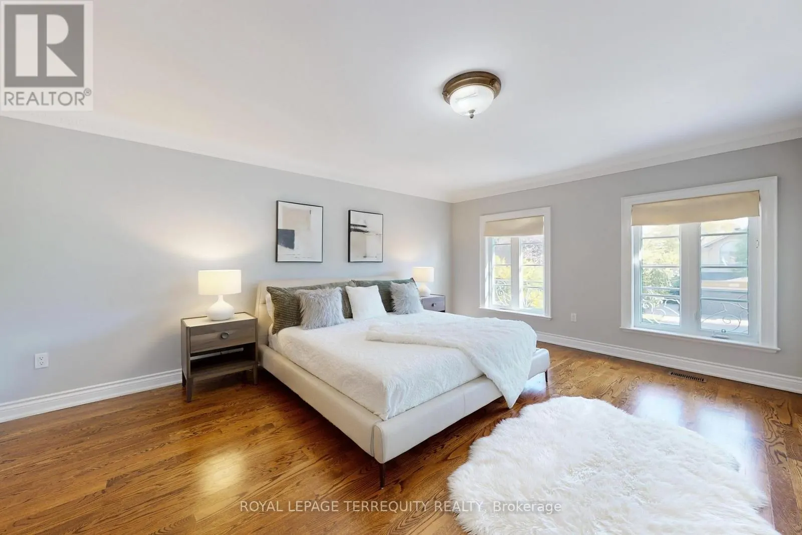 12 HIGHLAND HILL