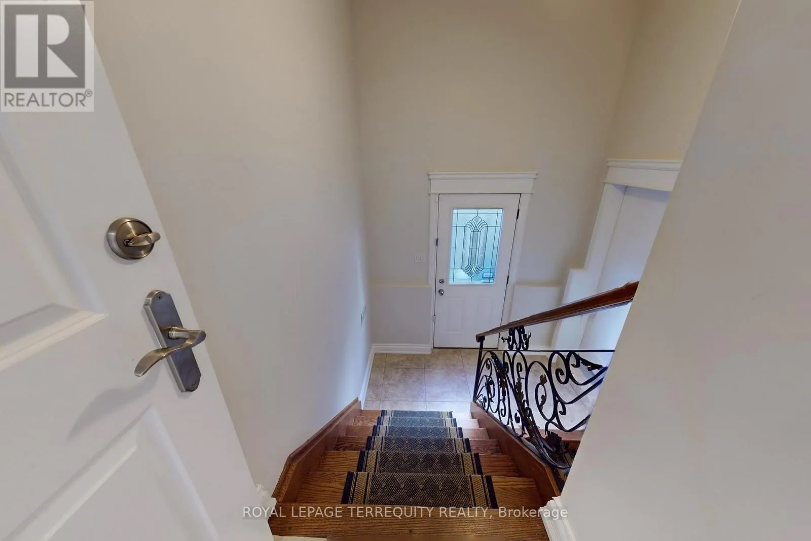 12 HIGHLAND HILL
