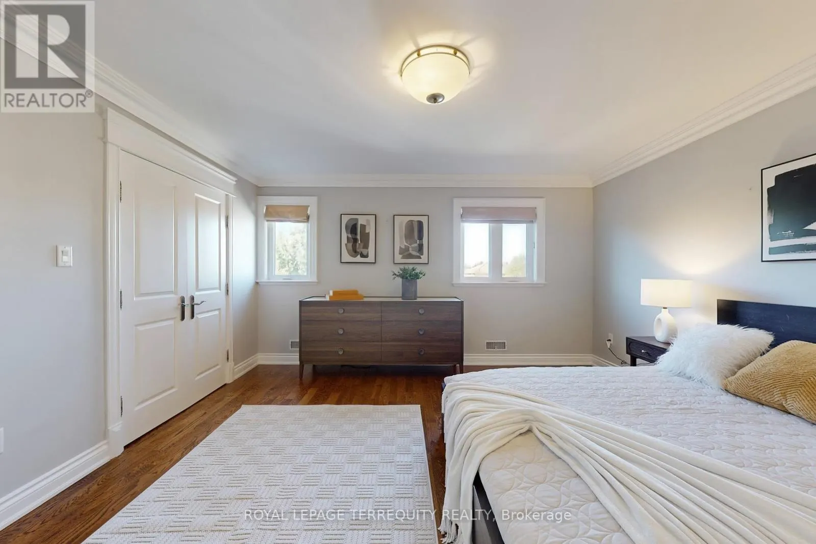 12 HIGHLAND HILL