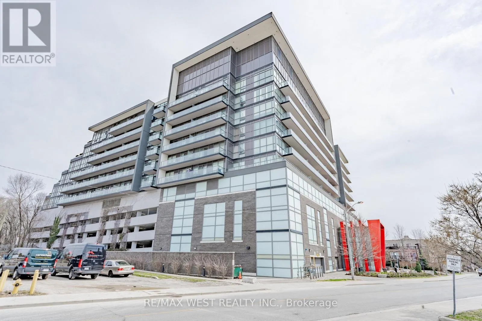 625 - 15 JAMES FINLAY WAY