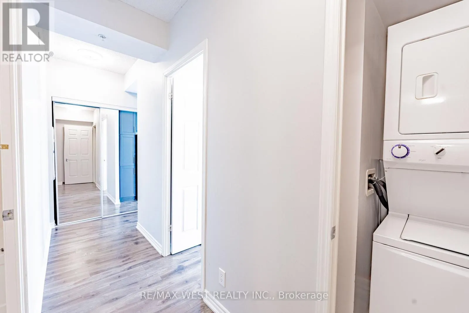 625 - 15 JAMES FINLAY WAY