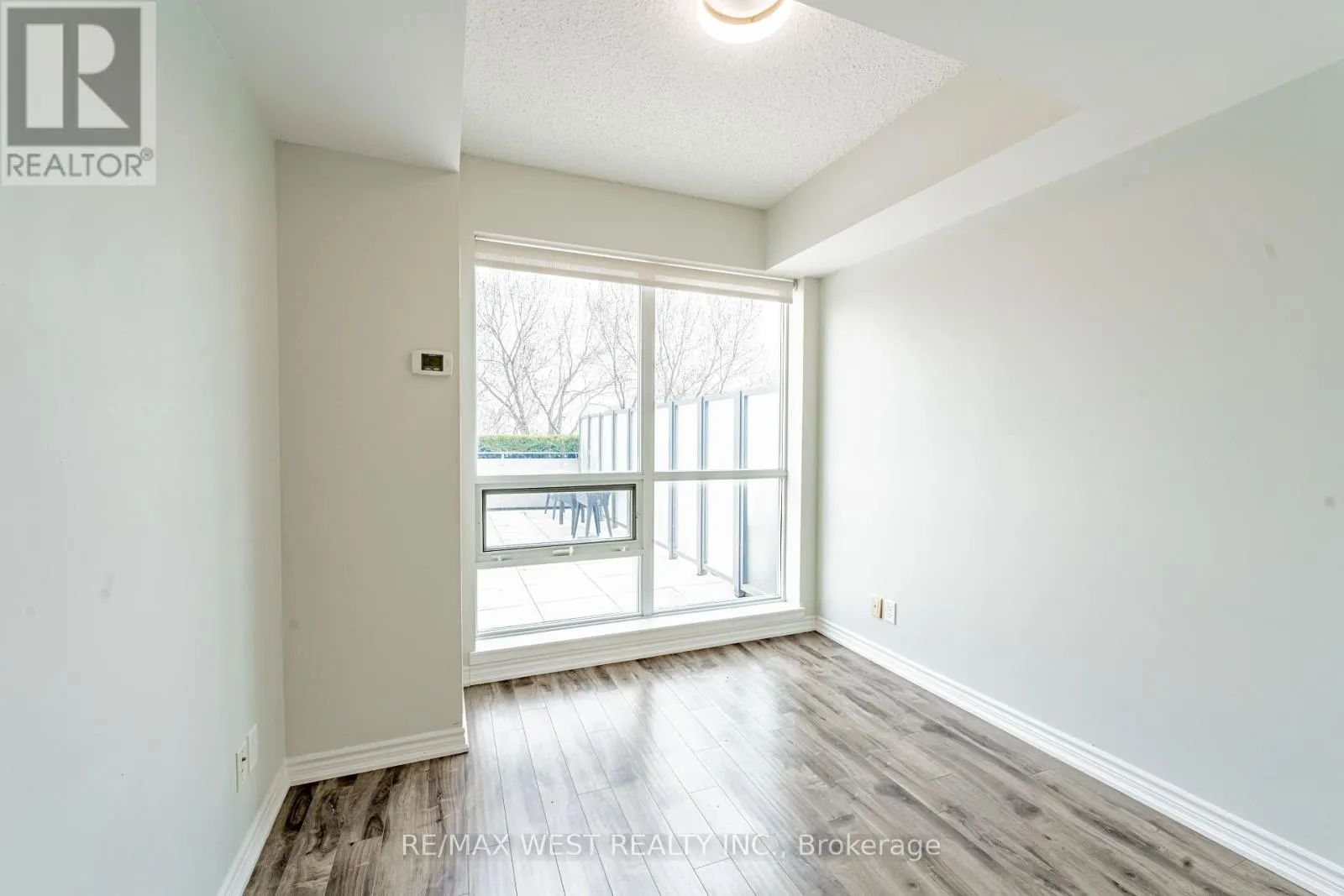 625 - 15 JAMES FINLAY WAY