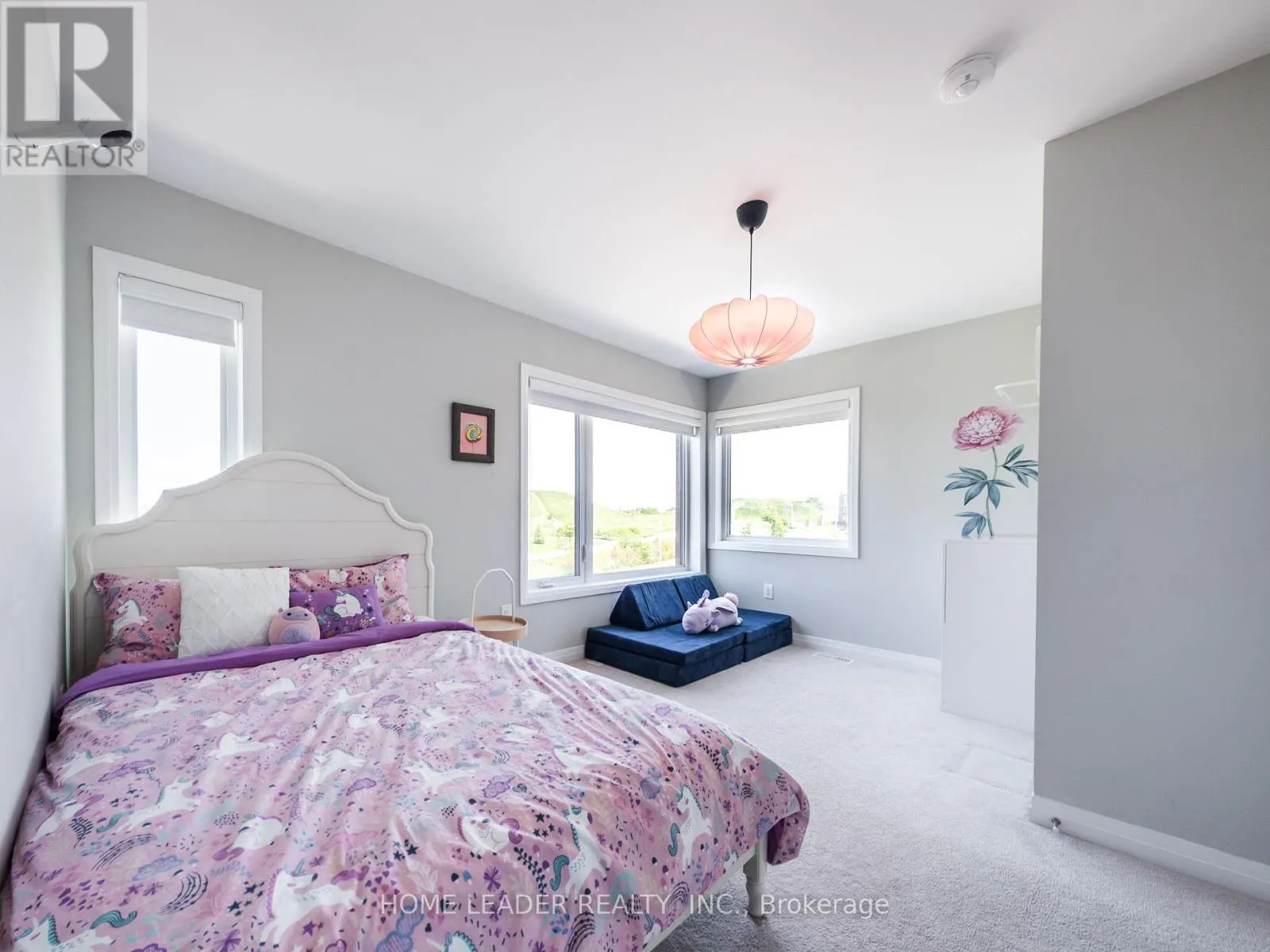 243 DOWNSVIEW PARK BOULEVARD S