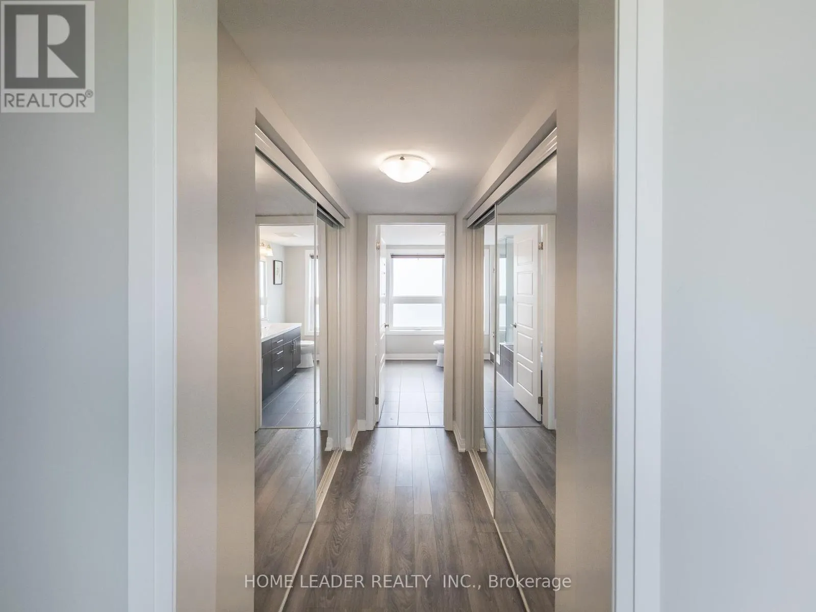 243 DOWNSVIEW PARK BOULEVARD S