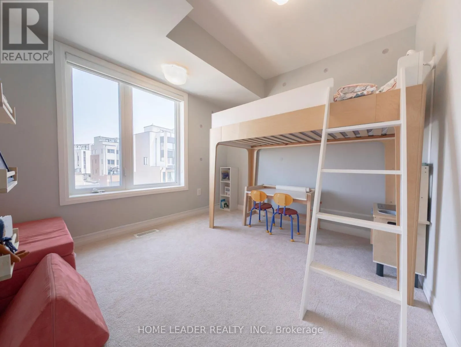 243 DOWNSVIEW PARK BOULEVARD S