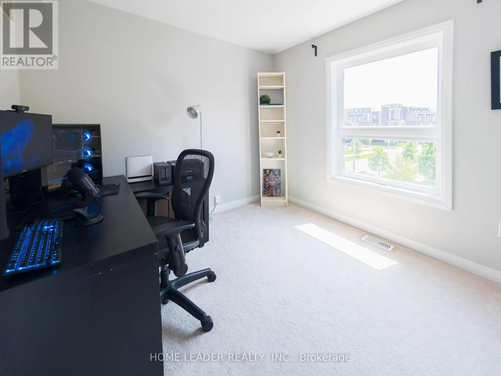 243 DOWNSVIEW PARK BOULEVARD S
