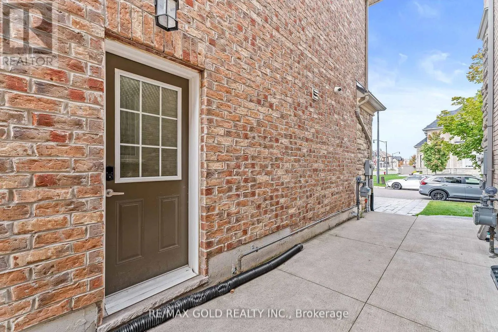 19 MARTIN BYRNE DRIVE
