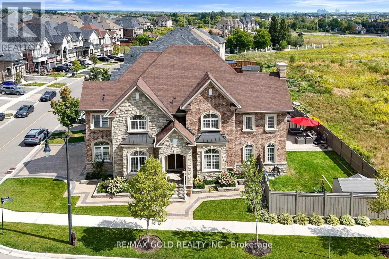 19 MARTIN BYRNE DRIVE