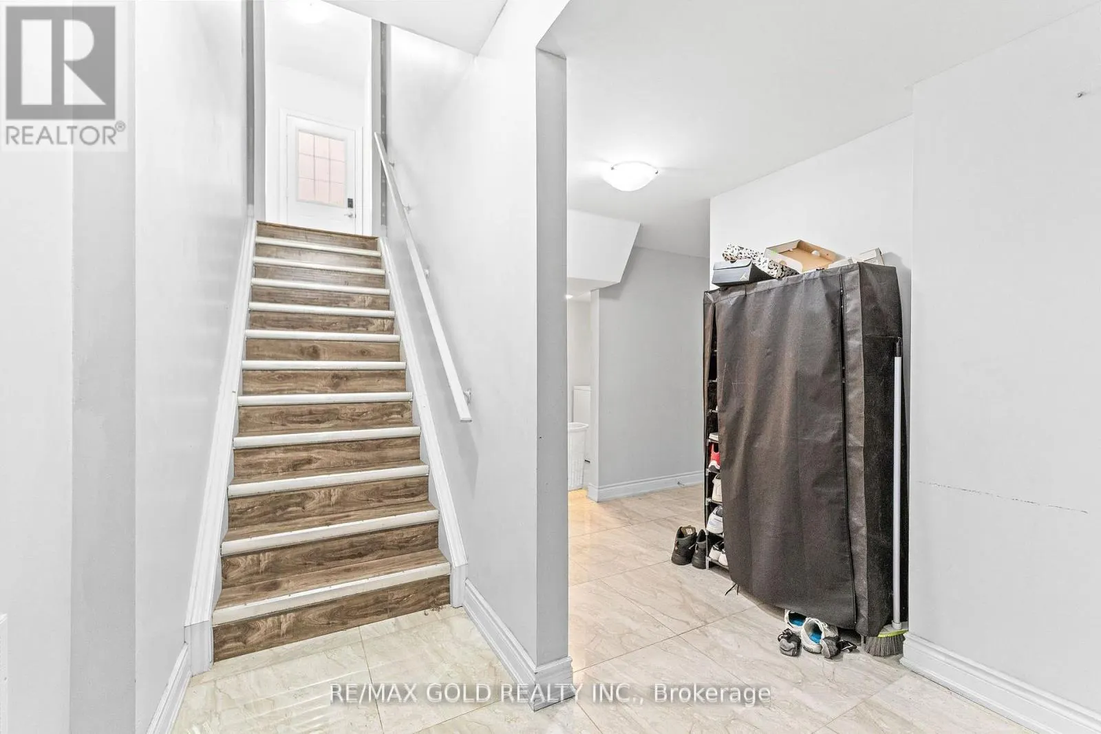 19 MARTIN BYRNE DRIVE