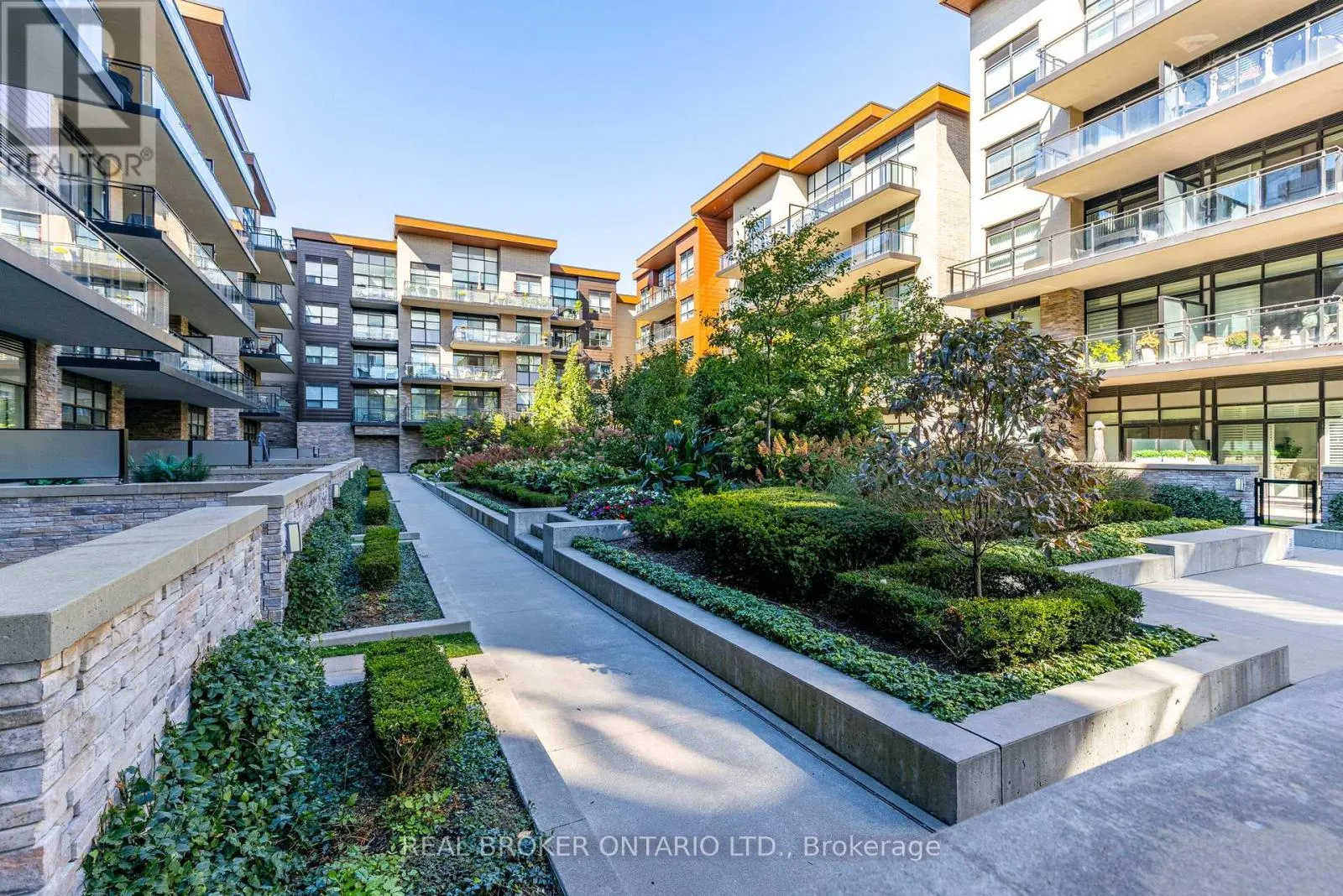236 - 1575 LAKESHORE ROAD W