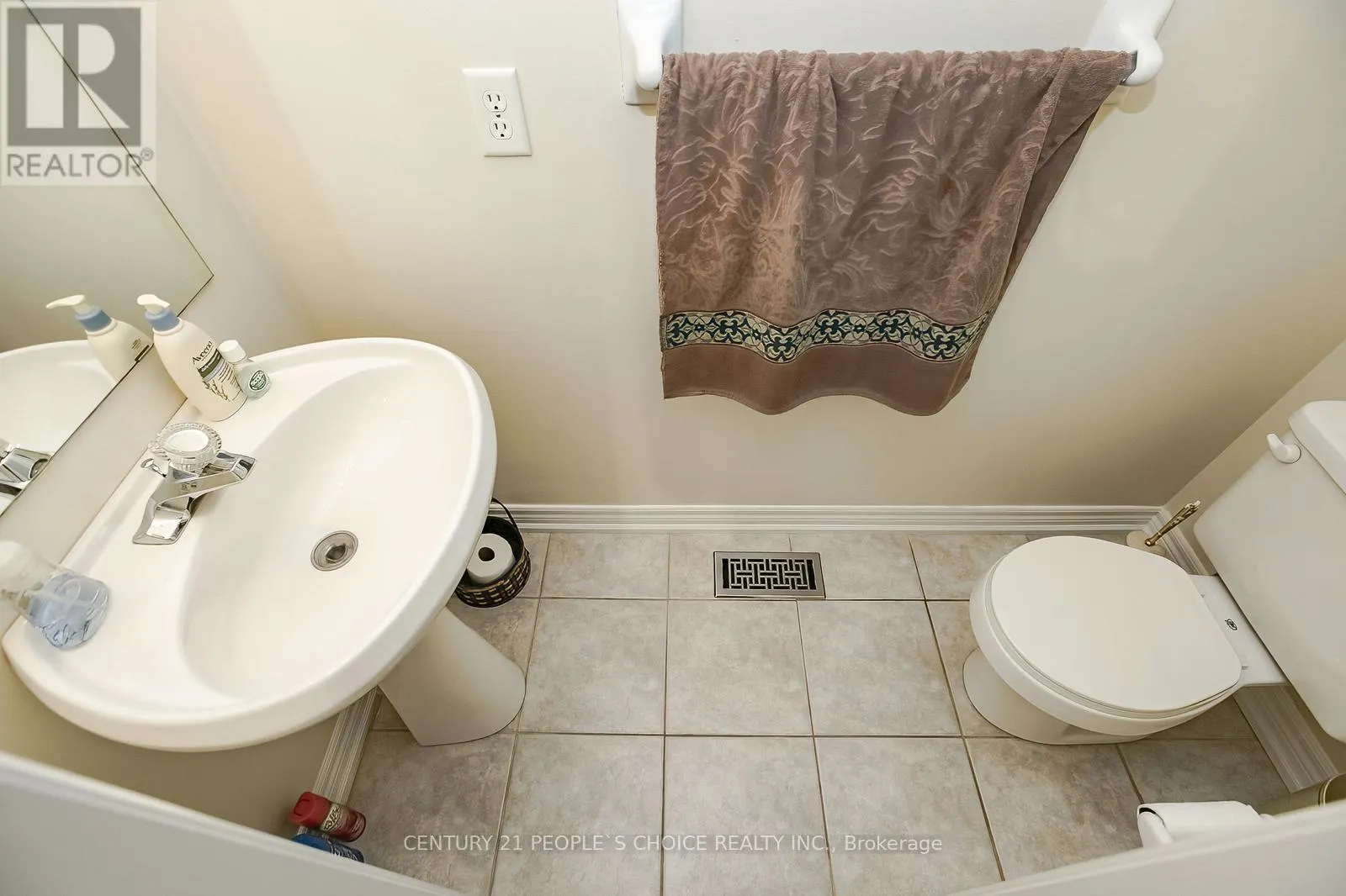 1 LAKE LOUISE DRIVE