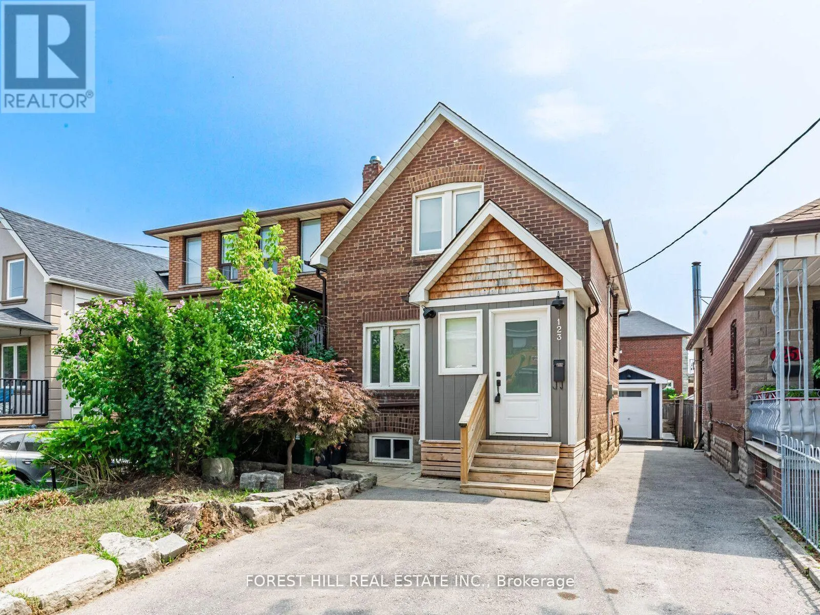 123 BOWIE AVENUE