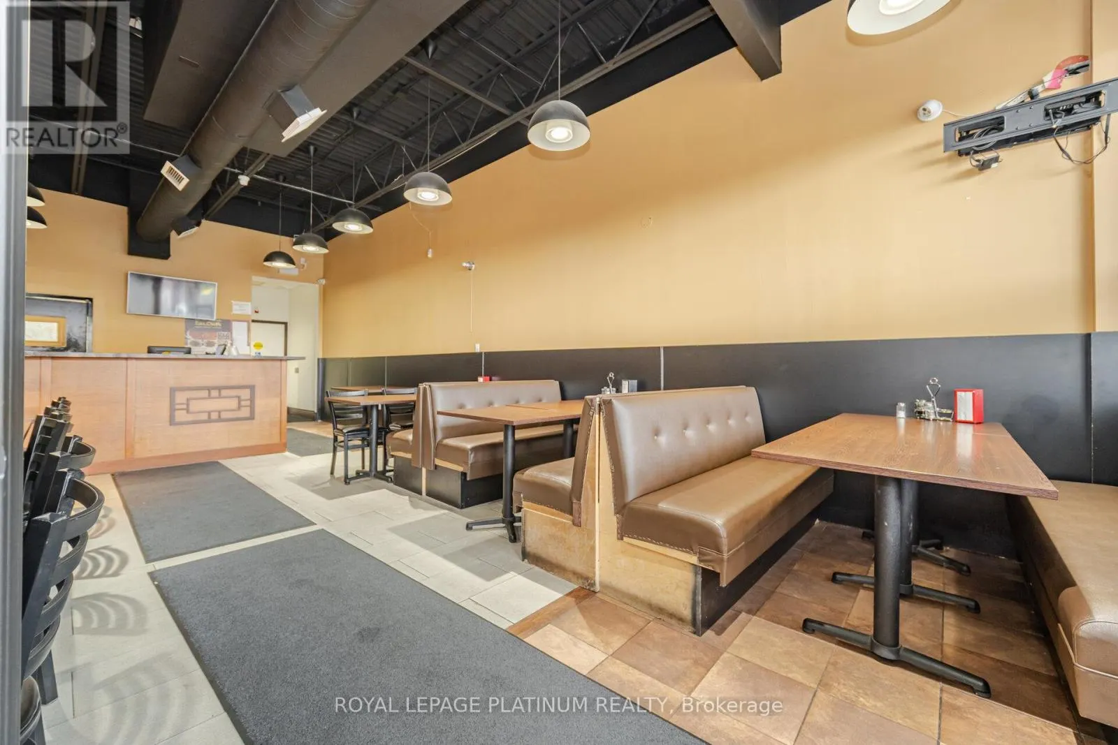 9 - 4525 EBENEZER ROAD