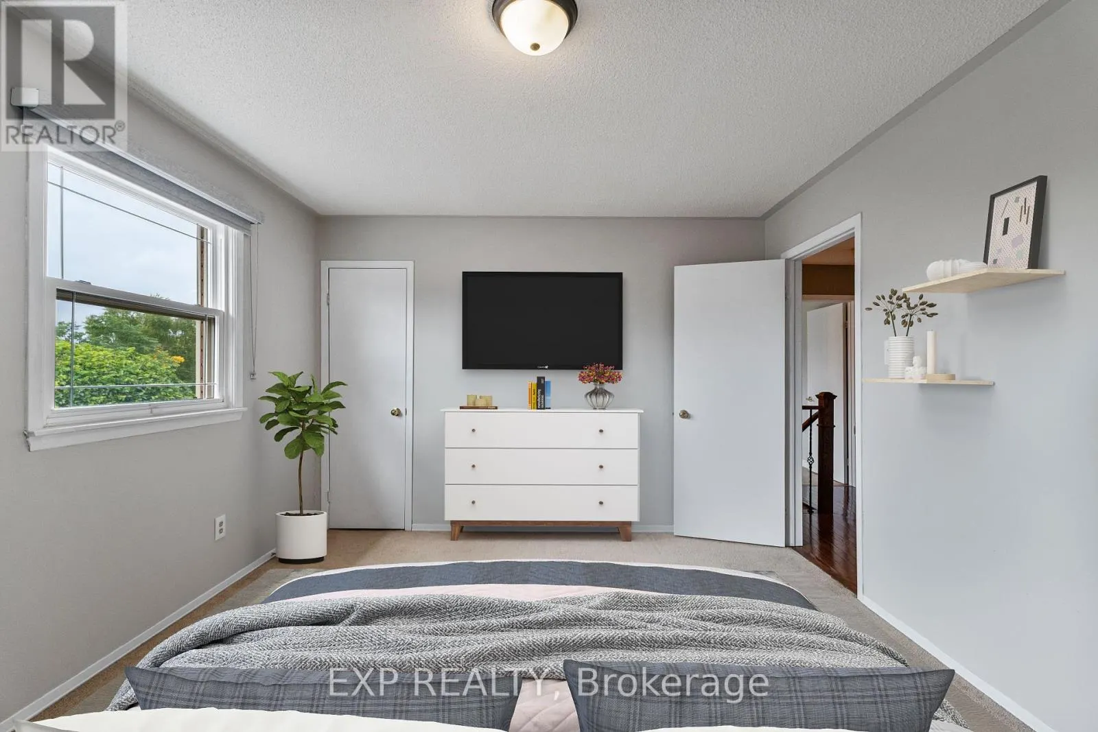 3 STILLWATER CRESCENT