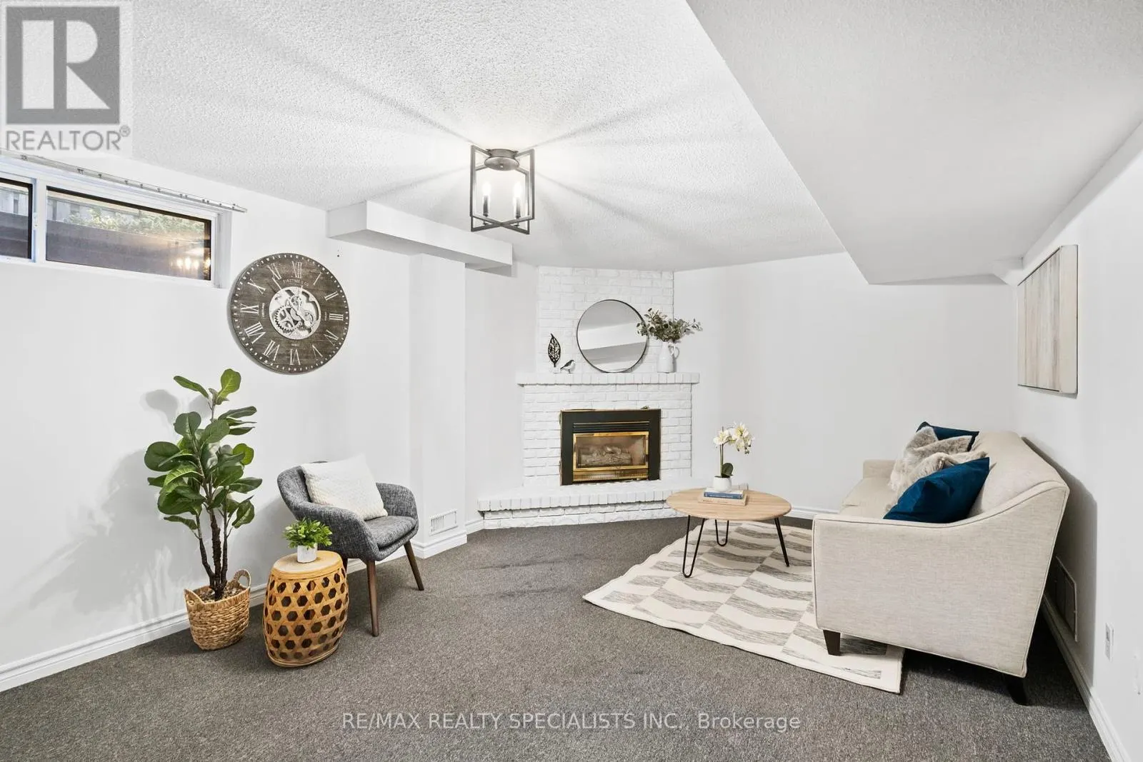56 - 6040 MONTEVIDEO ROAD