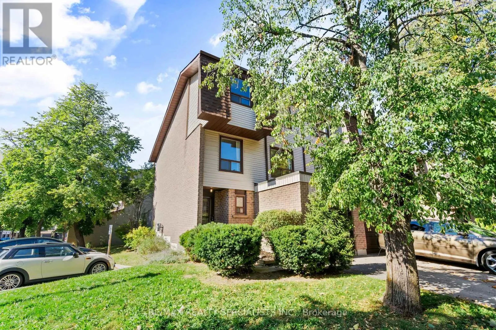 56 - 6040 MONTEVIDEO ROAD