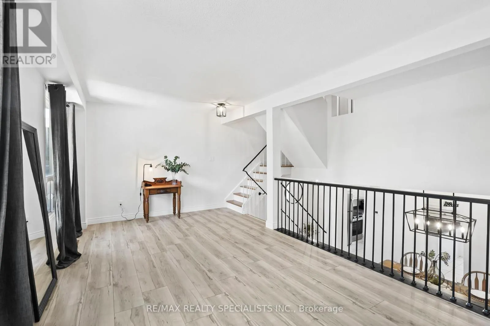 56 - 6040 MONTEVIDEO ROAD