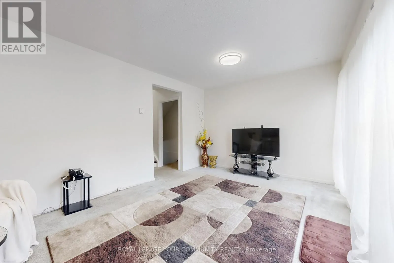 72 - 42 JOHN CABOT WAY