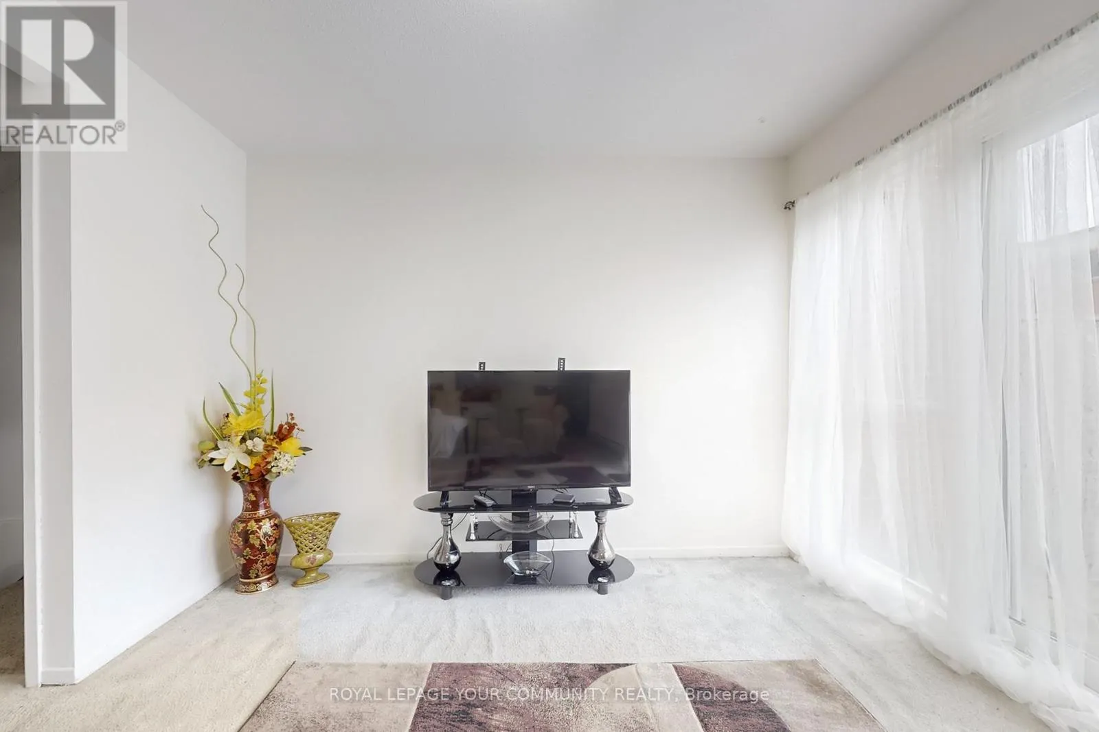 72 - 42 JOHN CABOT WAY