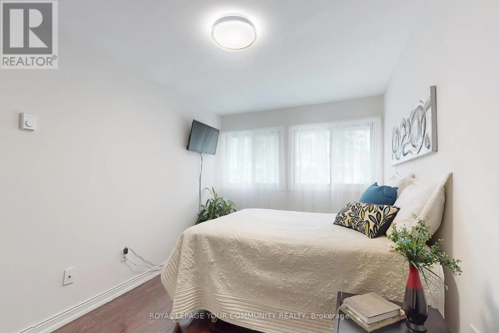 72 - 42 JOHN CABOT WAY
