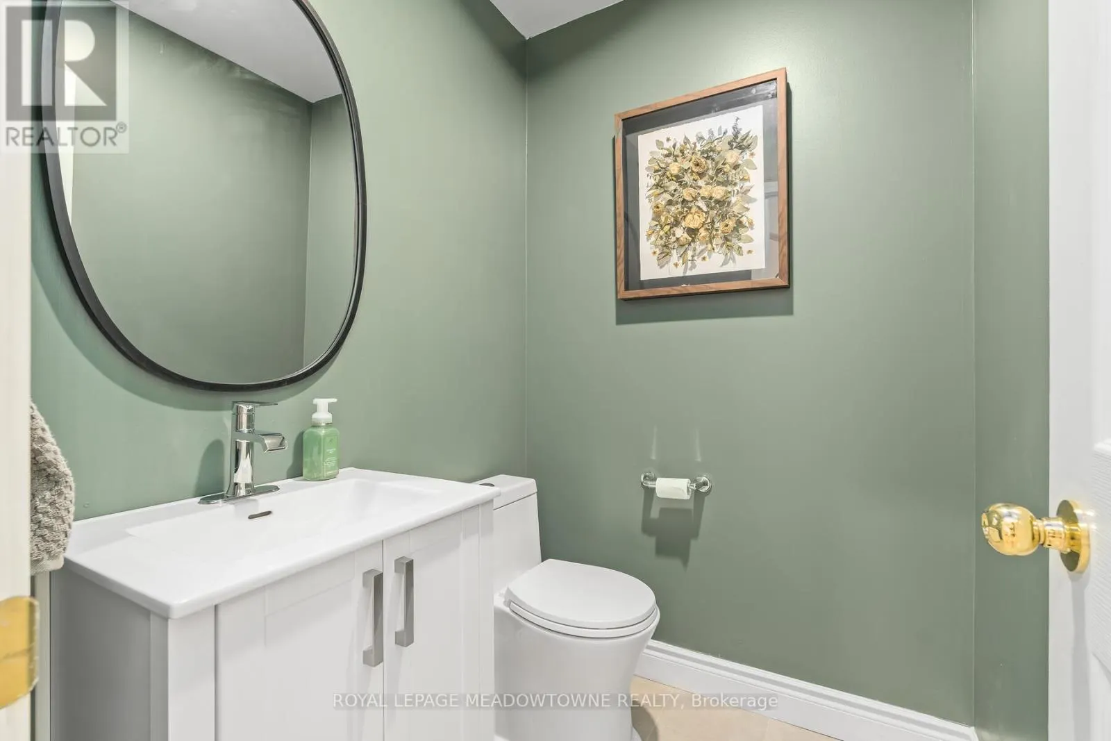 139 HARBOURVIEW CRESCENT