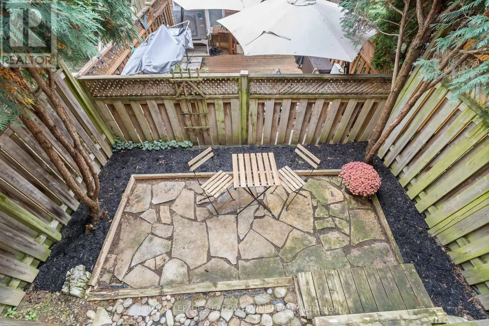 139 HARBOURVIEW CRESCENT