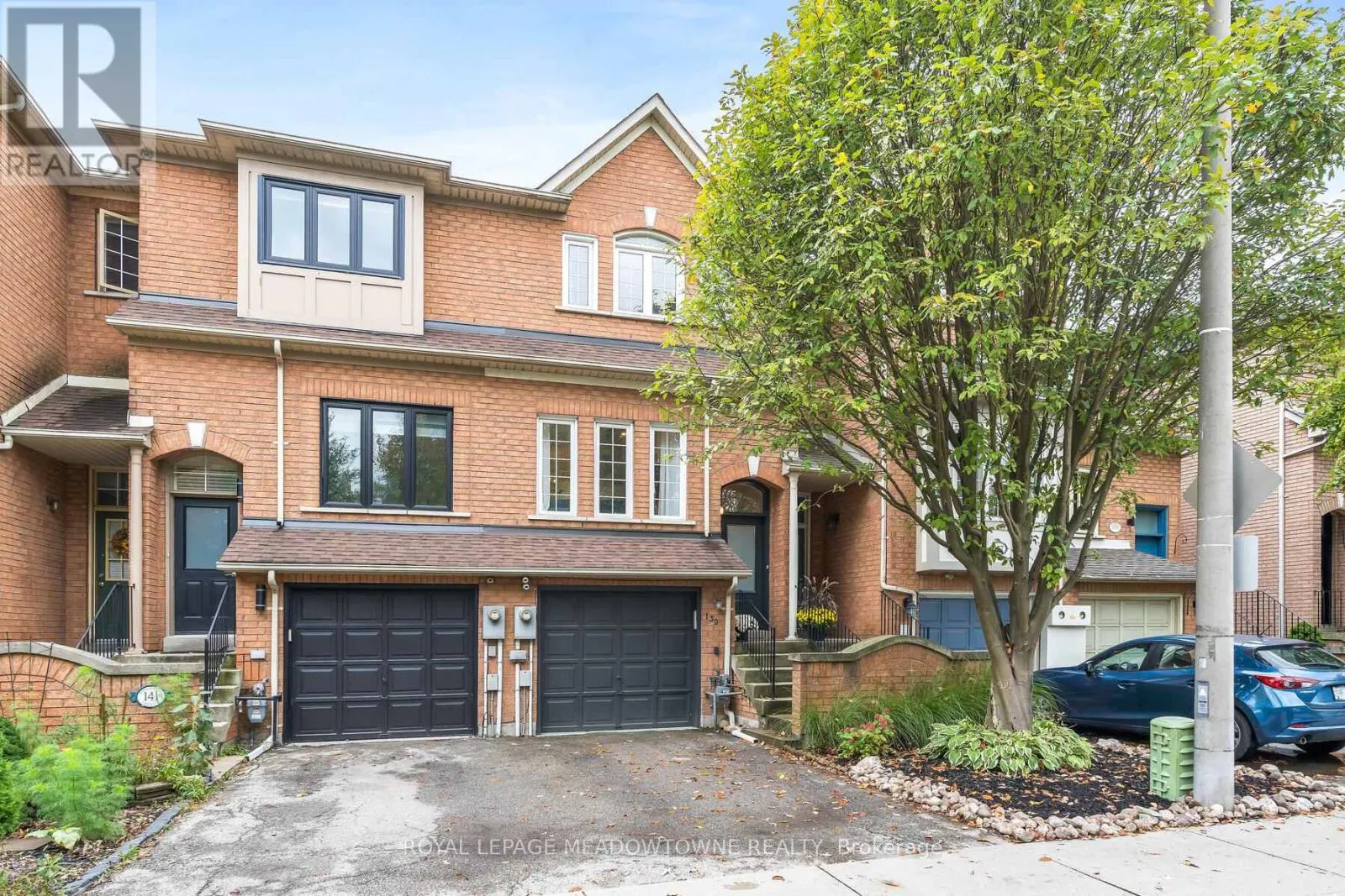 139 HARBOURVIEW CRESCENT