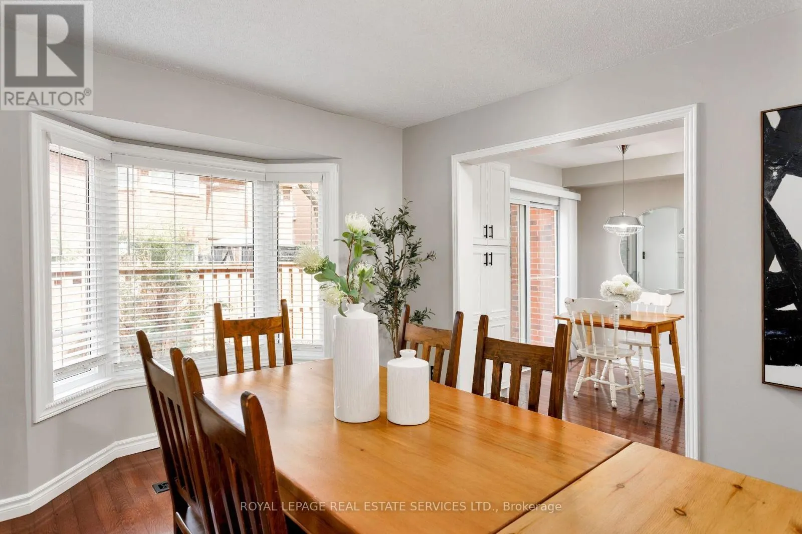 7 - 2006 GLENADA CRESCENT