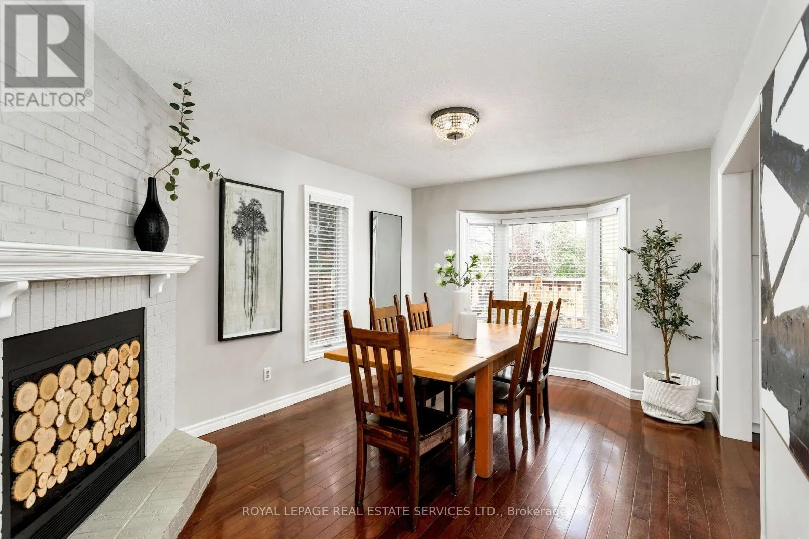 7 - 2006 GLENADA CRESCENT