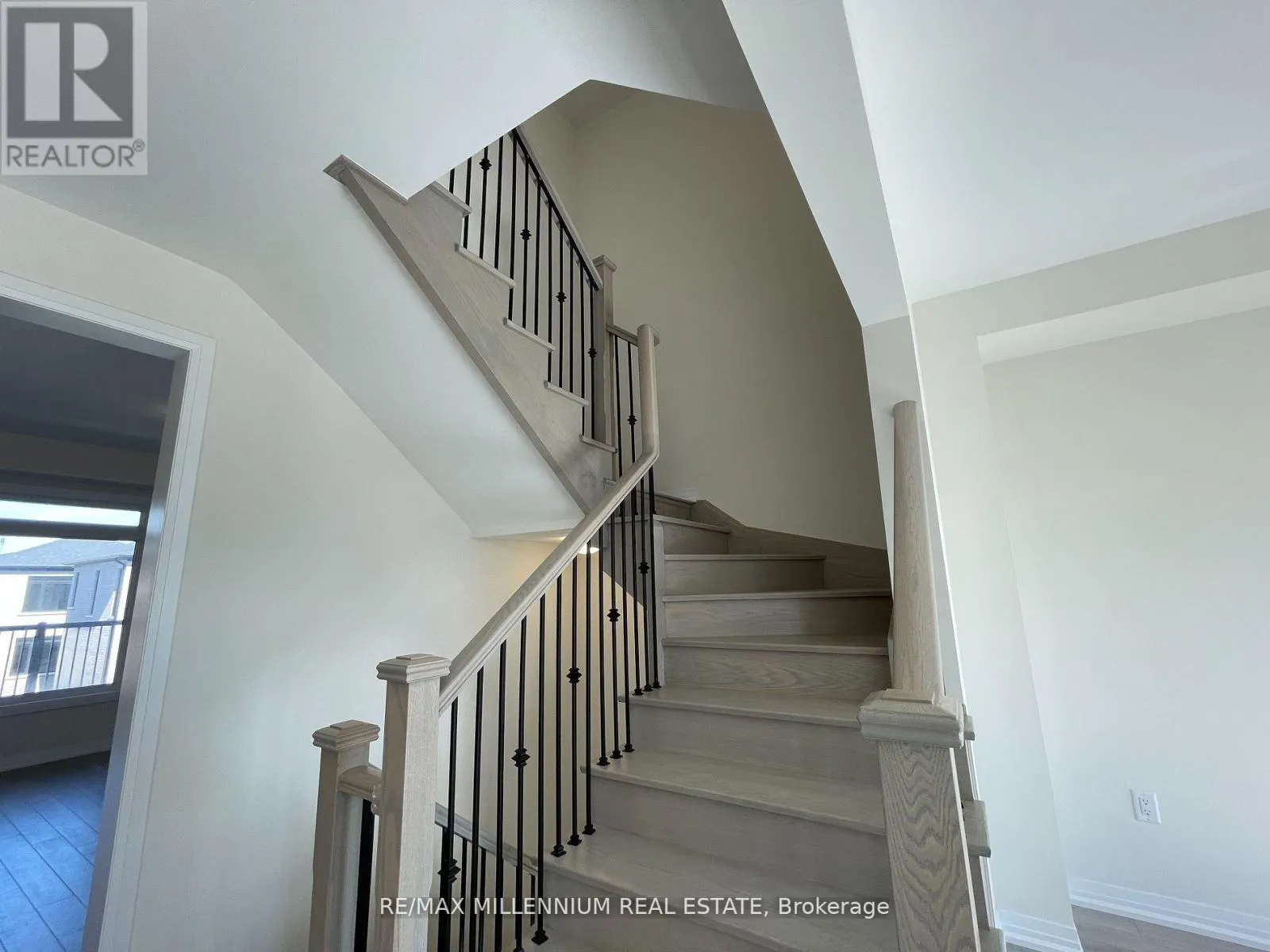 51 RAVENBURY STREET