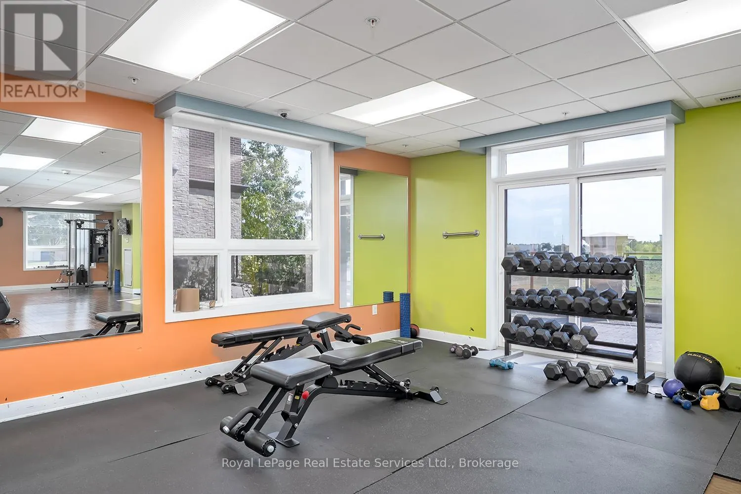405 - 5010 CORPORATE DRIVE, #405