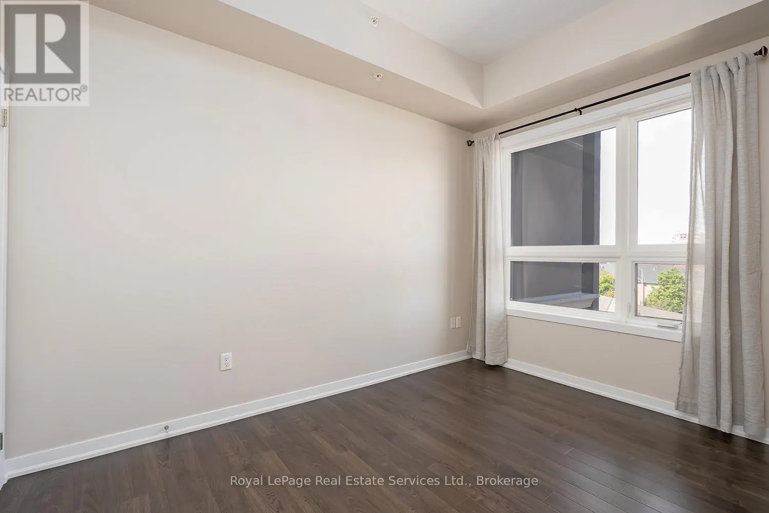 405 - 5010 CORPORATE DRIVE, #405
