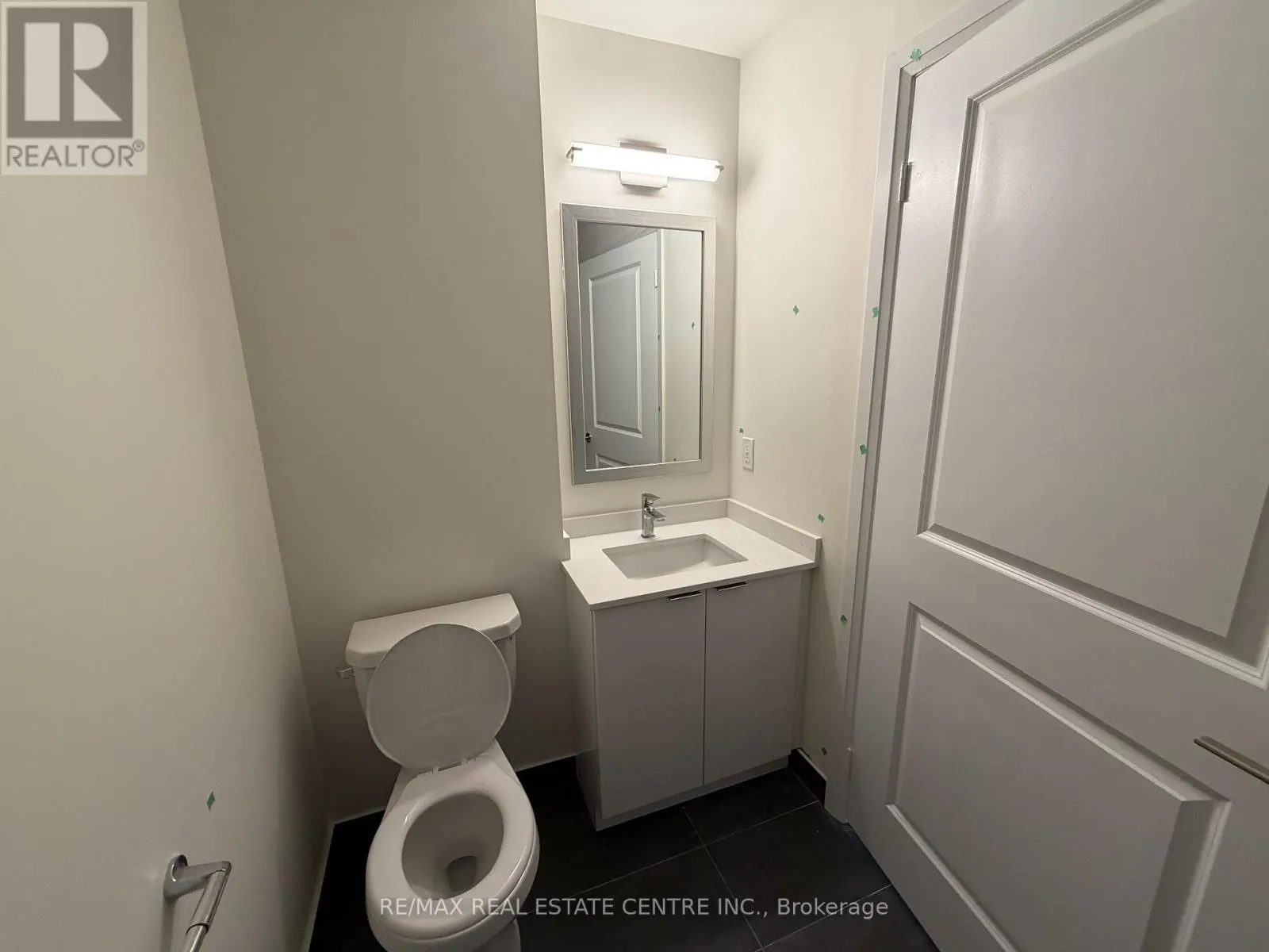 1708 - 15 WATERGARDEN DRIVE