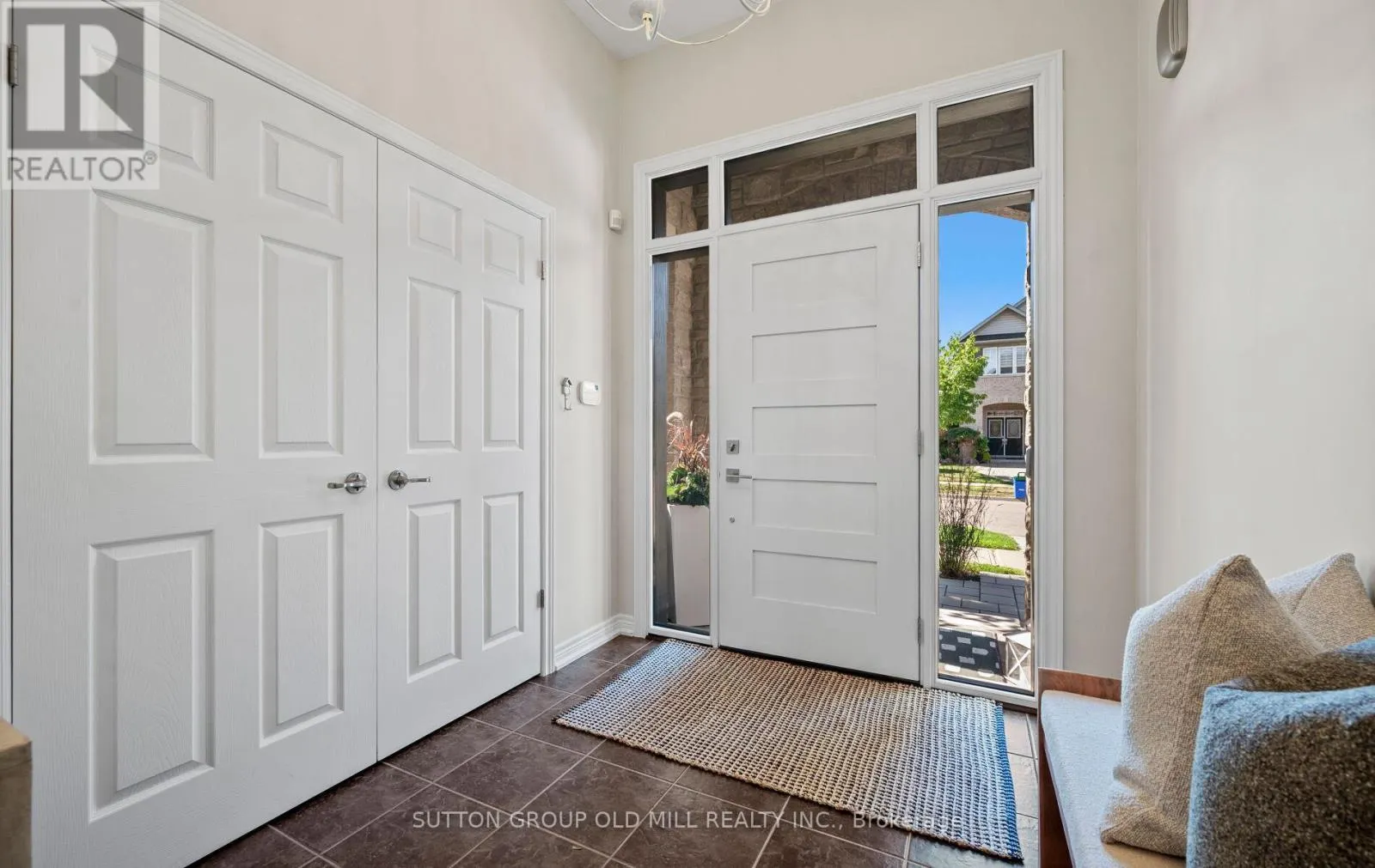 3304 STALYBRIDGE DRIVE