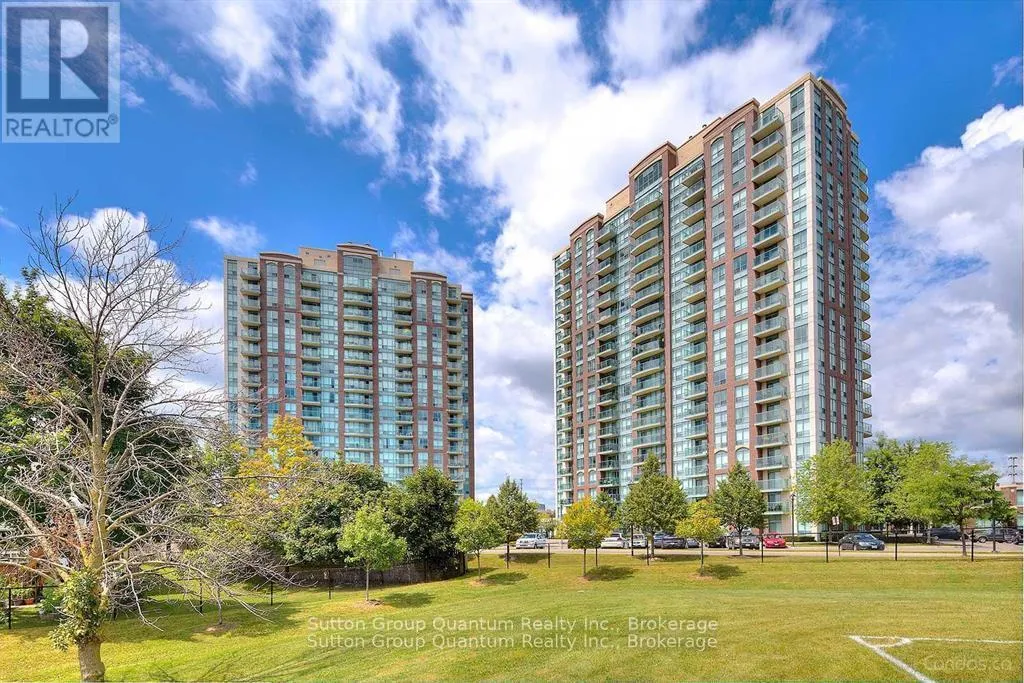 PH7 - 4879 KIMBERMOUNT AVENUE, #PH7
