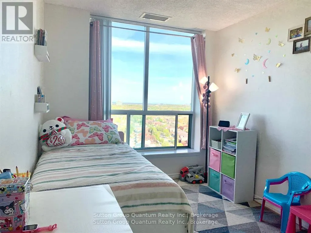 PH7 - 4879 KIMBERMOUNT AVENUE, #PH7