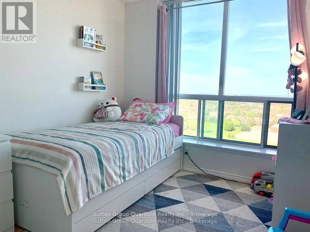 PH7 - 4879 KIMBERMOUNT AVENUE, #PH7