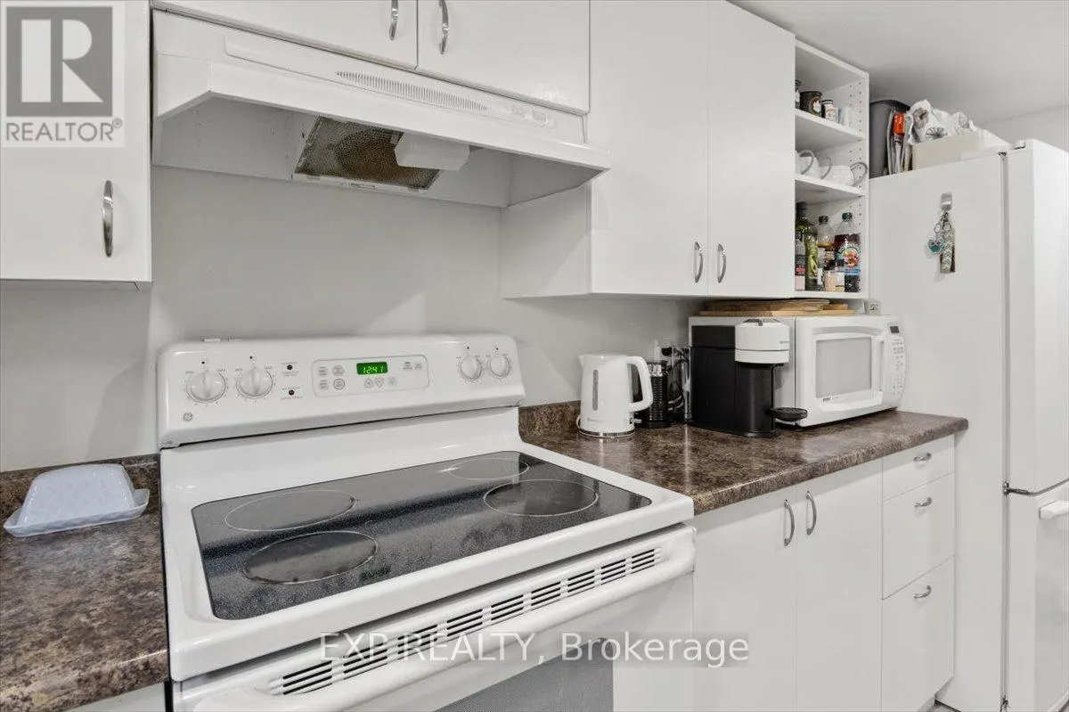 LOWER - 667 WICKENS AVENUE, #Lower