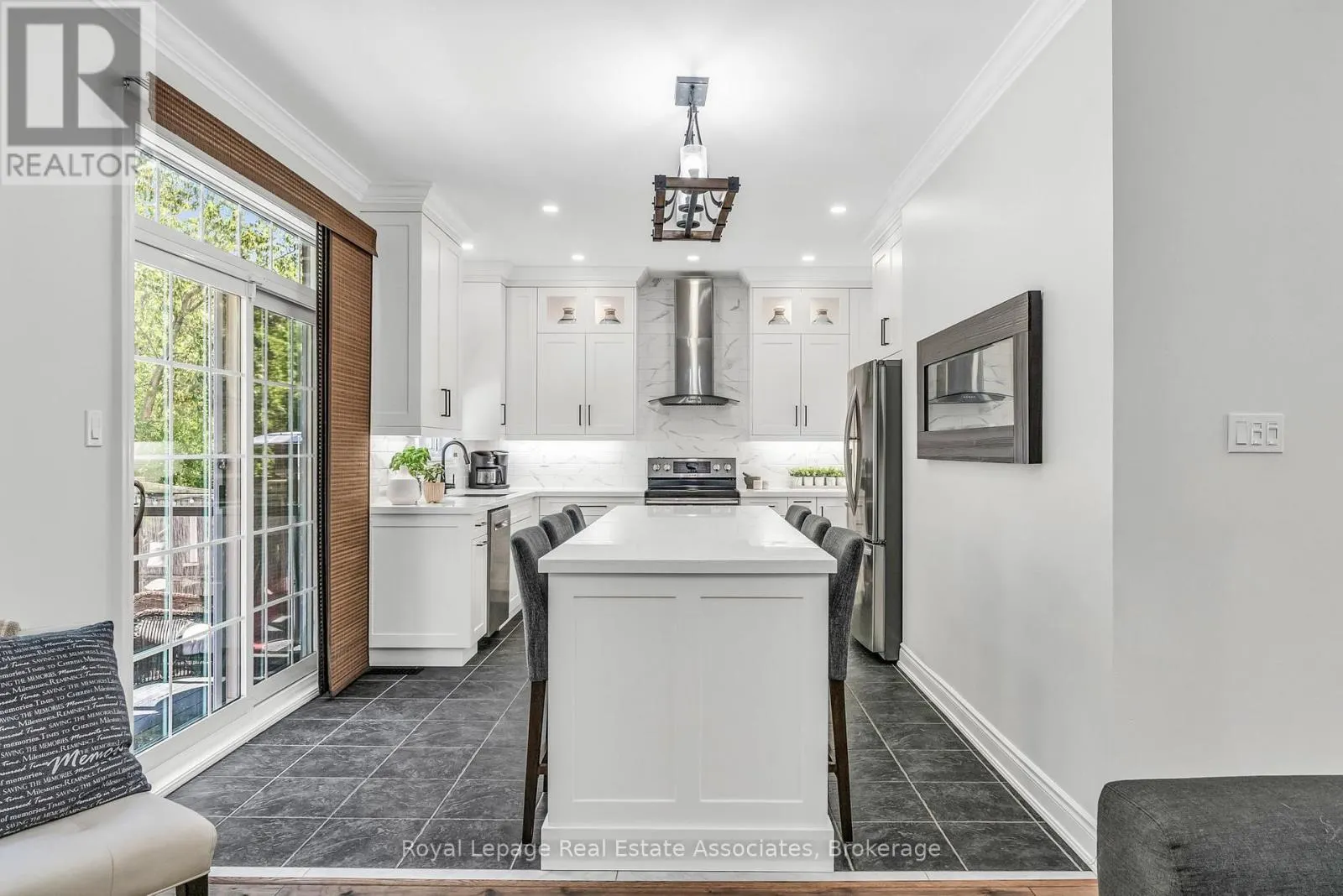 273 DUSKYWING WAY