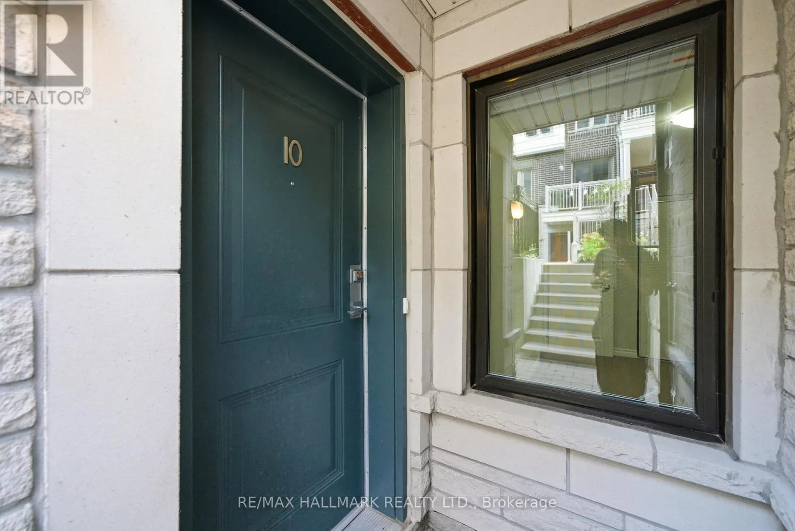 10 - 130 LONG BRANCH AVENUE