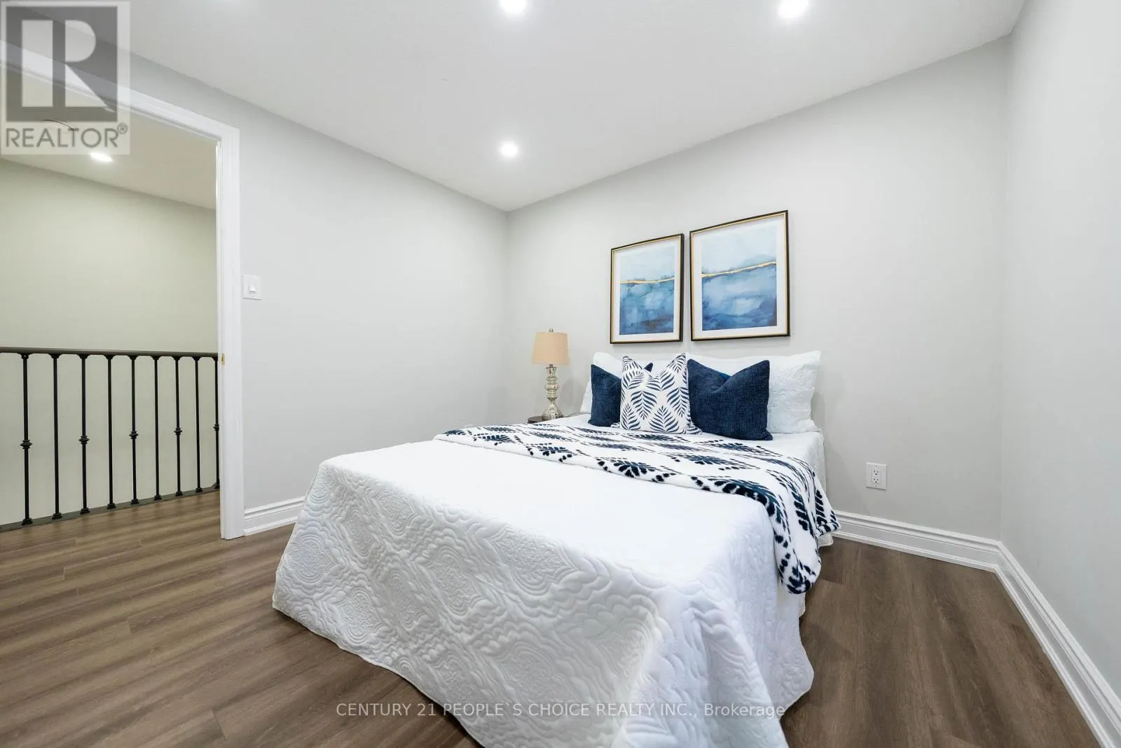 3242 CAMBOURNE CRESCENT