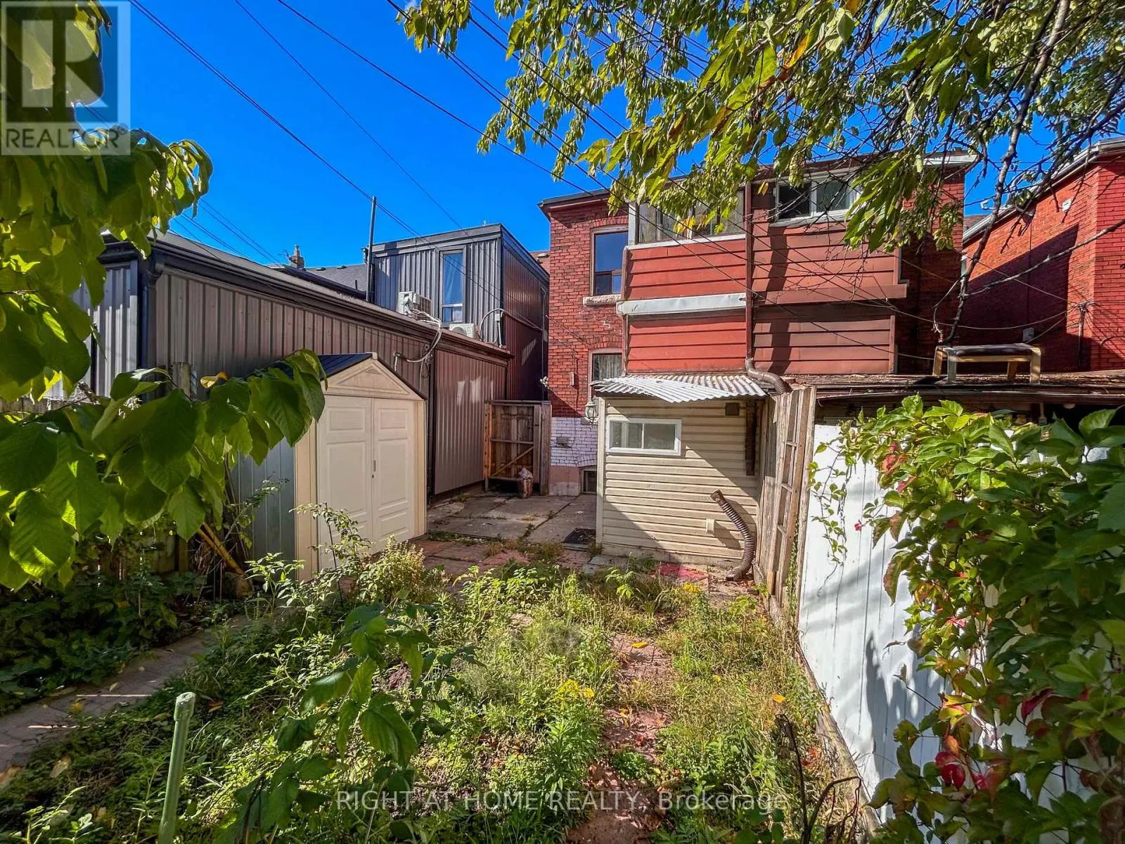 1039 OSSINGTON AVENUE