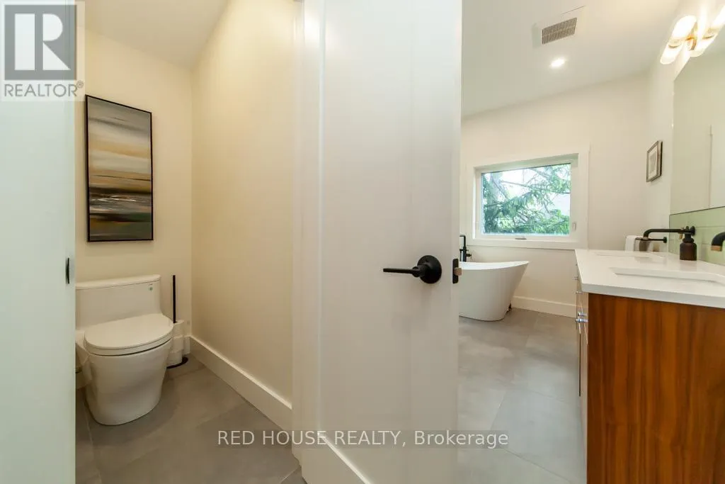 29 PINEWOOD TRAIL