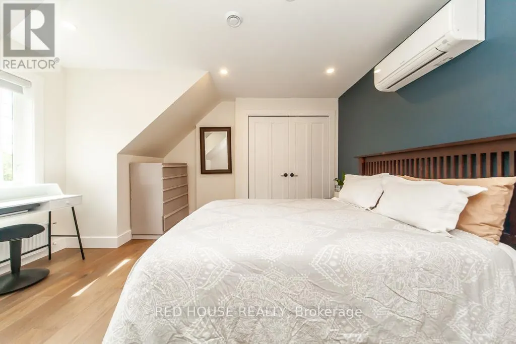 29 PINEWOOD TRAIL