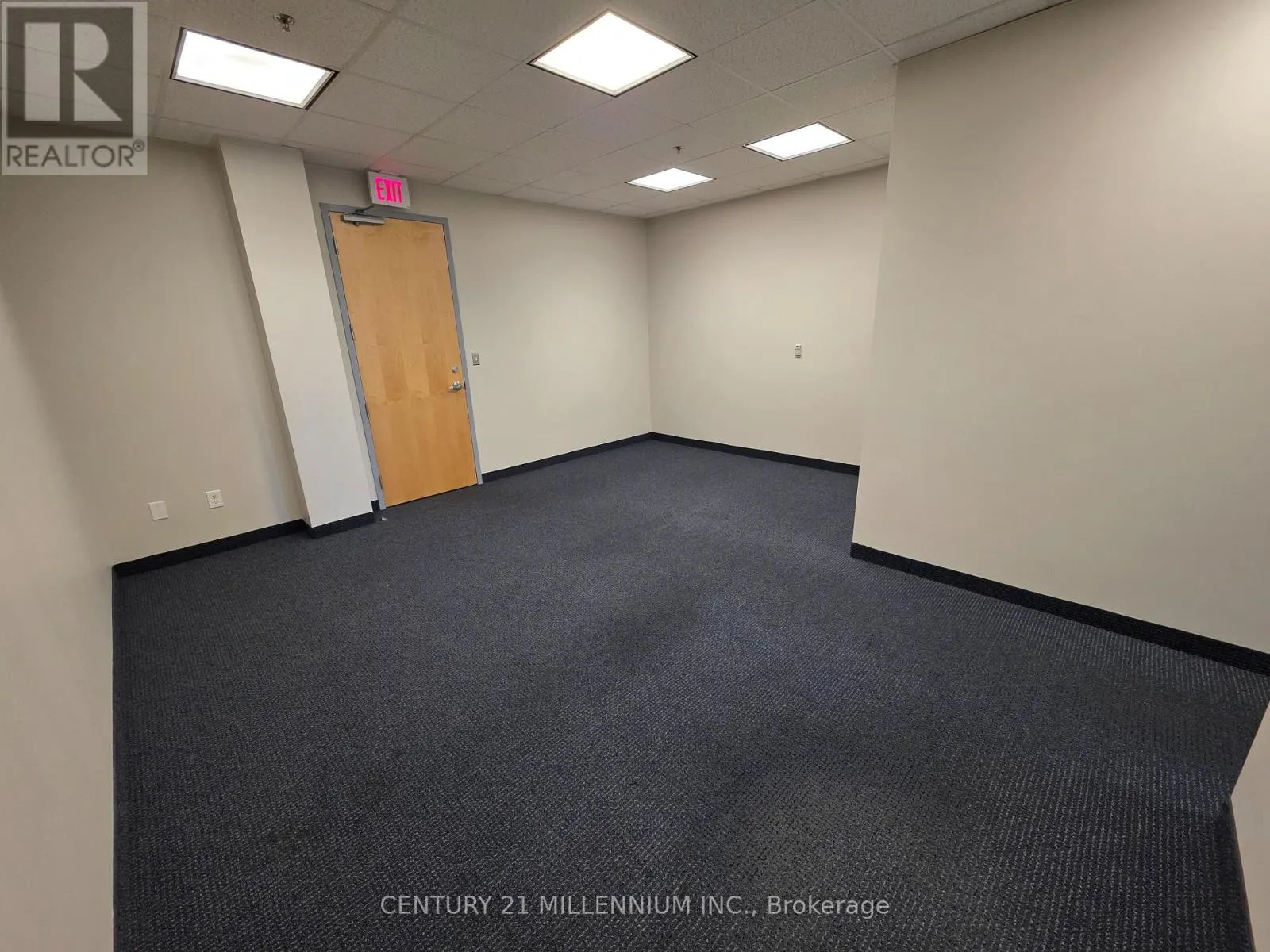 212 - 2250 BOVAIRD DRIVE E