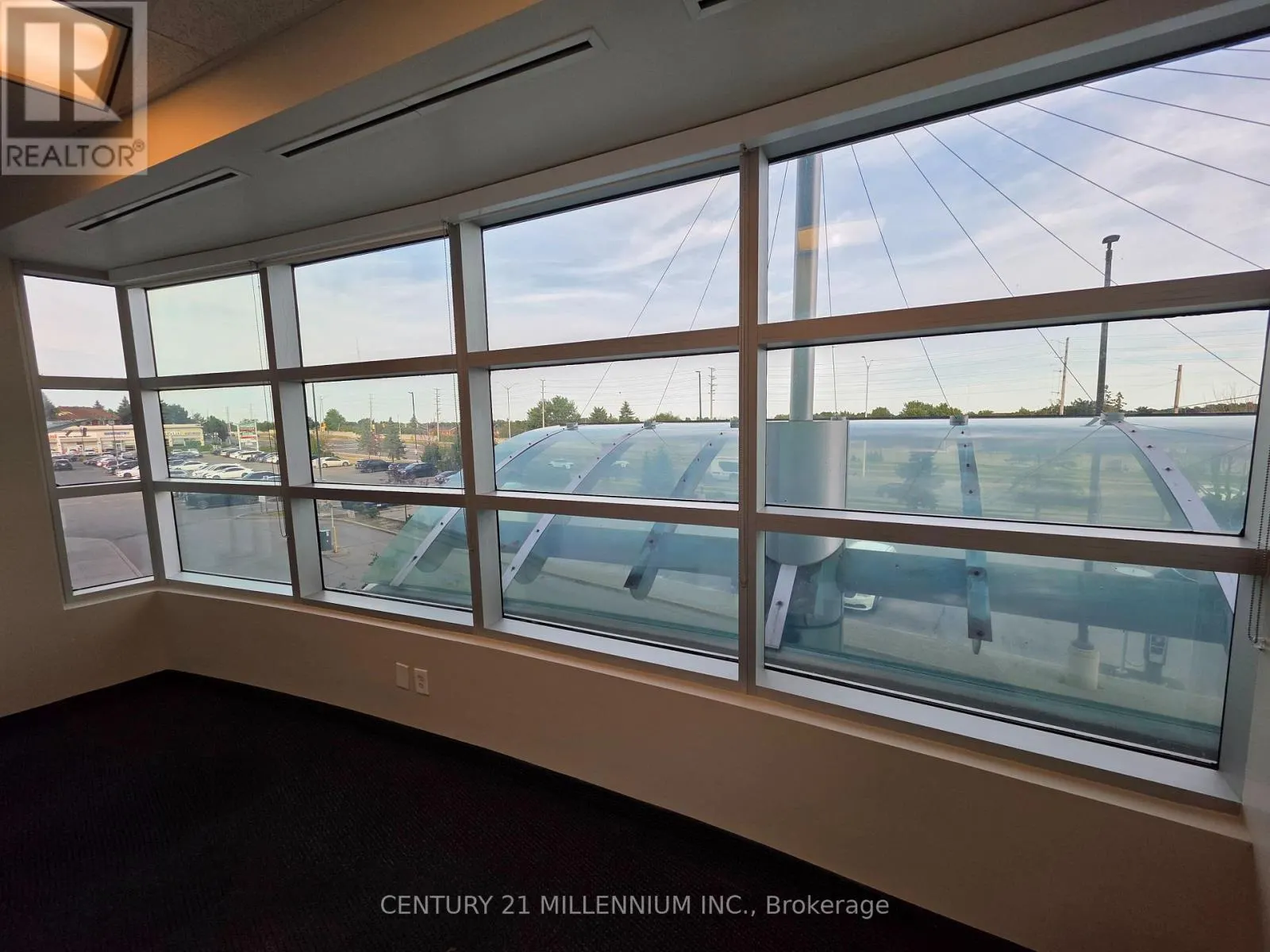 212 - 2250 BOVAIRD DRIVE E