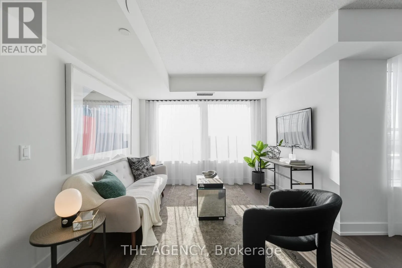 2104 - 10 EVA ROAD