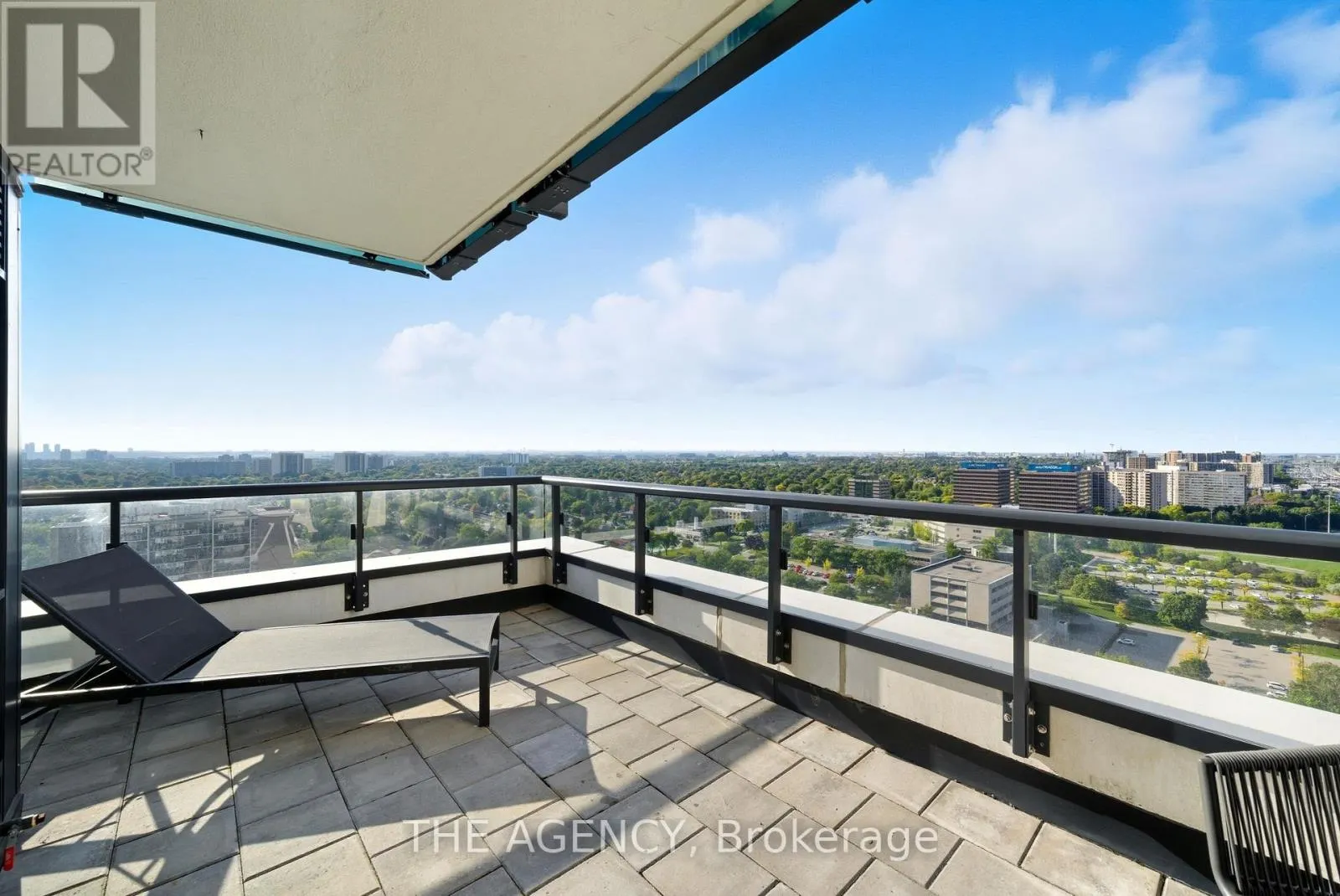 2104 - 10 EVA ROAD